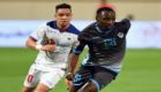 الشارقة يفوز على دبا.. وحتا يهزم عجمان بالدوري الإماراتي