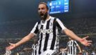 هيجوايين: هدفي الحاسم في إنتر يقربنا من لقب الدوري