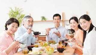 آداب تناول الطعام في اليابان