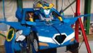 بالفيديو.. روبوت ياباني يتحول لسيارة رياضية في دقيقة 