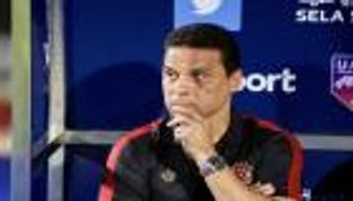 مدرب الأهلي المصري يهاجم التحكيم بعد توديع كأس مصر