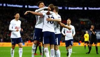 لاعبي توتنهام 