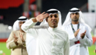 النجم الإماراتي زهير بخيت يظهر في سحب قرعة كأس آسيا