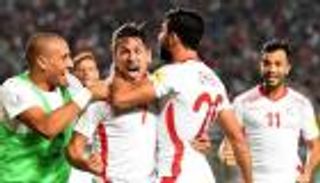 نجوم منتخب تونس يدعمون المساكني قبل جراحة الرباط الصليبي