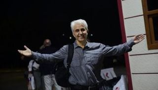 رسام الكاريكاتور التركي موسى كارت