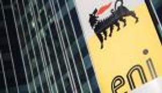 "إيني" الإيطالية تعلن عن كشف نفطي جديد في صحراء مصر