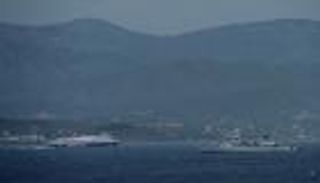 سفينة تركية تحتك بزورق حربي يوناني تابع لحلف "الناتو"