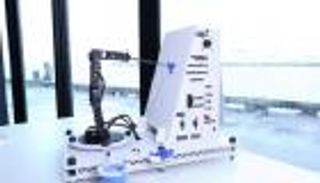 فنان أمريكي يستعين بـ"الروبوت" في رسم لوحات باهظة الثمن