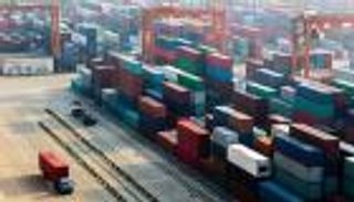 عجز تجاري في الصين لأول مرة منذ 17 عاما