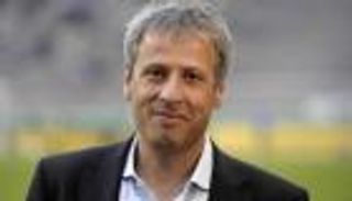 صفقات على ورق.. دوري أبطال أوروبا يفصل فافر عن دورتموند