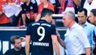 جمهور بايرن يثور على ليفاندوفسكي بسبب هاينكس