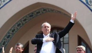 محرم إنجه مرشح حزب الشعب الجمهوري