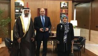 لقاء أحمد الجروان وحصة عبدالله العتيبة مع بيو جارثيا إسكوديرو