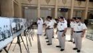 إنجازات زايد الخير بمعرض صور في شرطة أبوظبي