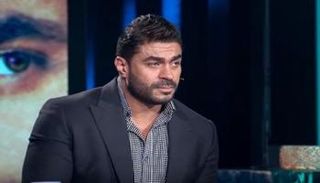 خالد سليم يبكي على الهواء لتقصيره في حق والده