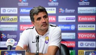 زوران خلال المؤتمر الصحفي