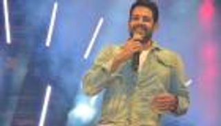 محمد حماقي يتبرع بإيراد حفل روسيا لمرضى فيروس سي