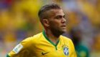 الرباط الصليبي يهدد ألفيس بالغياب عن مونديال روسيا