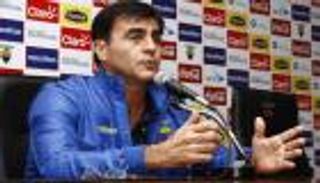 تقارير.. جوستافو يخلف مواطنه أورابارينا في قيادة الوصل الإماراتي