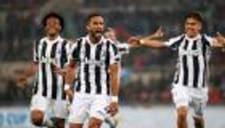 يوفنتوس يصعق ميلان بثلاثية في 8 دقائق