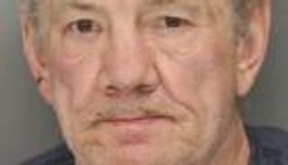 مُسن يقتل زوجته لسبب غريب