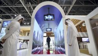 تسريع وتفعيل تطبيقات الذكاء الاصطناعي على جميع القطاعات في الإمارات