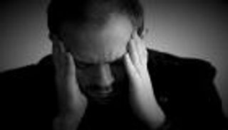 الاكتئاب يضعف الذاكرة ويعجِّل بالشيخوخة