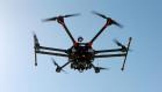 طرق دبي و"نداء" يطوران شبكة الطائرات بدون طيار