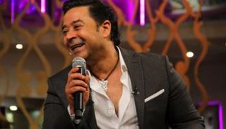 المطرب المصري مدحت صالح