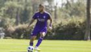 الزمالك يستغل شيكابالا وجابر للتعاقد مع عمرو طارق