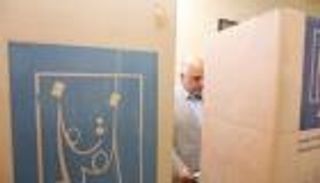 العبادي في انتظار "طوق نجاة" بأصوات العسكريين والمغتربين