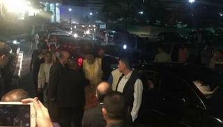 البابا تواضروس الثاني خلال استقباله رفات مذبحة داعش في ليبيا