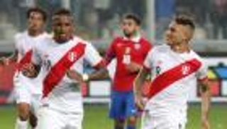 جيريرو وفارفان على رأس قائمة بيرو الأولية للمونديال