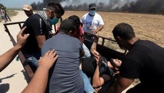 عشرات الشهداء ومئات المصابين في اعتداء قوات الاحتلال على الفلسطينيين 