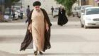 مقتدى الصدر.. توعدته إيران بالهزيمة فأسقطها بالصناديق