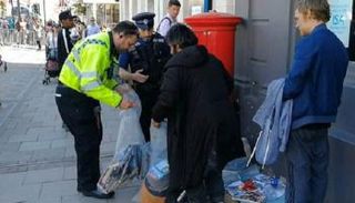 الشرطة ترفع ممتلكات المشردين في وندسور