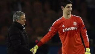 مورينيو وكورتوا