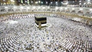  5.7 مليون شخص قدموا لأداء العمرة خلال 8 أشهر