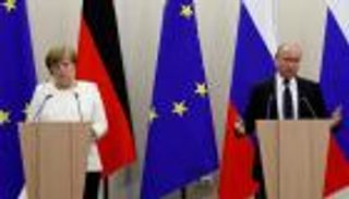 بوتين وميركل يبحثان تداعيات انسحاب أمريكا من الاتفاق النووي