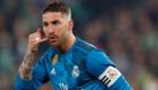 راموس يتجه للغناء