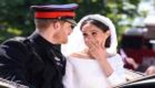 بالصور.. نسخة خاصة من آيفون X احتفالا بزفاف الأمير هاري وميجان ماركل