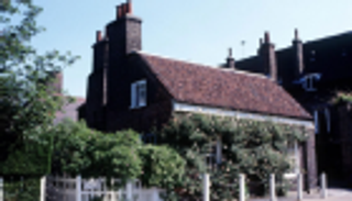 كوخ نوتنجهام.. مسكن هاري وميجان في قصر كنسينجتون