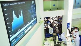 بورصات الخليج تغلق على تراجع