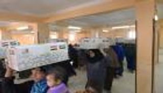 بالصور.. مؤسسة خليفة الإنسانية توزع 40 ألف سلة غذائية بالقاهرة