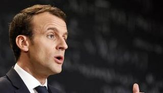 الرئيس الفرنسي إيمانويل ماكرون