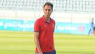 مدرب الأهلي السابق يبدي اندهاشه من عدم الاحتفال بدرع الدوري