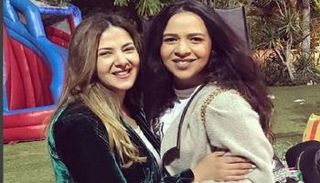 إيمي ودنيا سمير غانم 