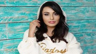 الفنانة الأردنية ميس حمدان