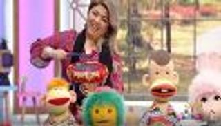 بالفيديو.. مها أحمد "مسحراتي" رمضان في التلفزيون المصري