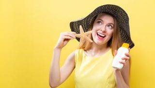 طرق العناية بالبشرة في فصل الصيف